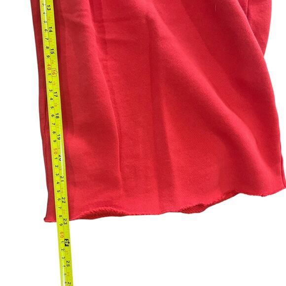 Universal Threads Womens Sweatpants Medium Red Very Wide Leg Cut Off Barrel Raw - Picture 3 of 8